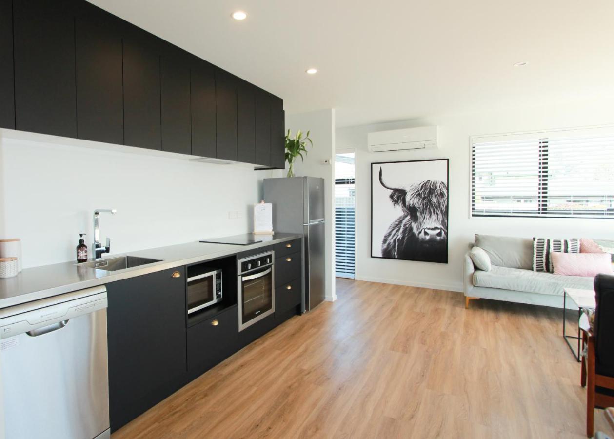 3 - Sunny Brand New House Villa Уанака Екстериор снимка