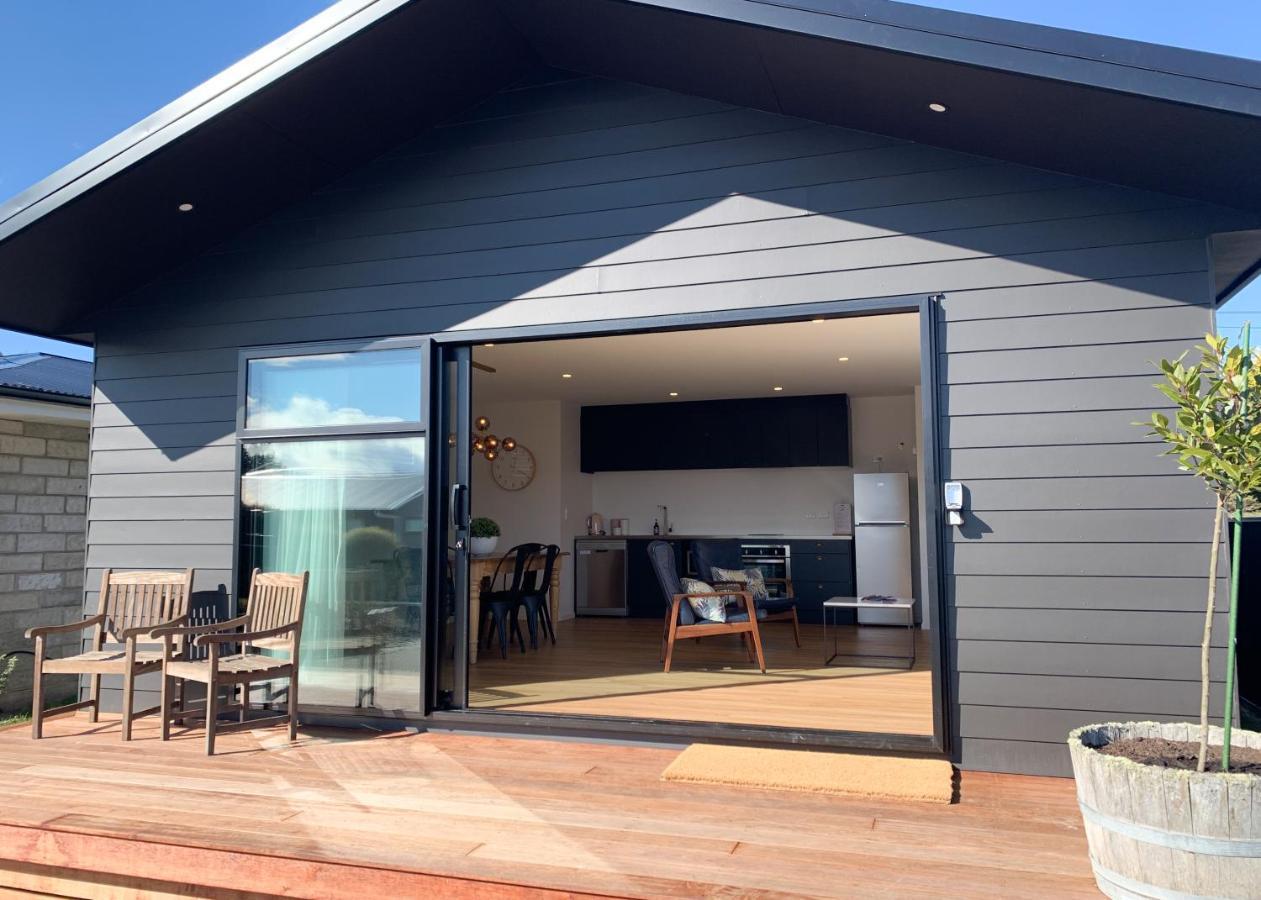 3 - Sunny Brand New House Villa Уанака Екстериор снимка