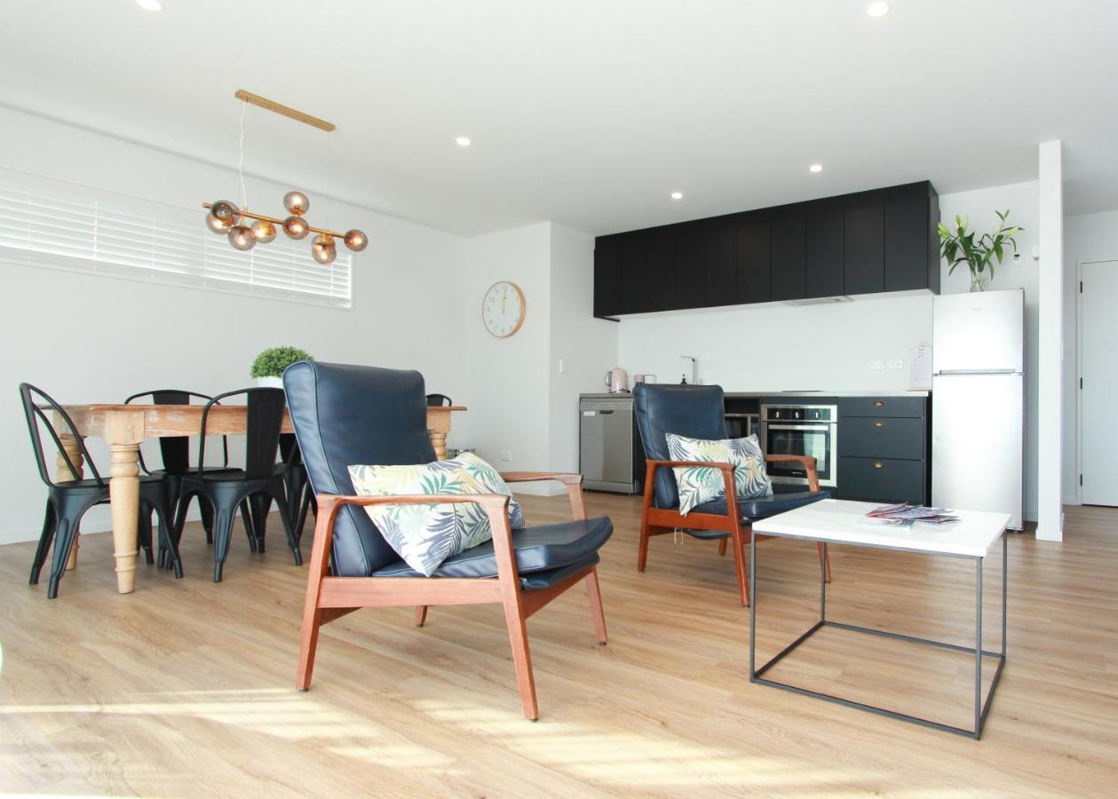 3 - Sunny Brand New House Villa Уанака Екстериор снимка
