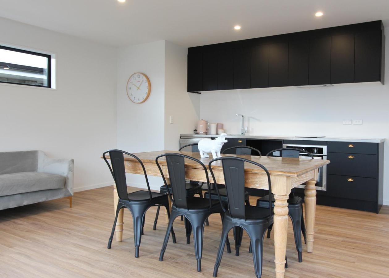 3 - Sunny Brand New House Villa Уанака Екстериор снимка